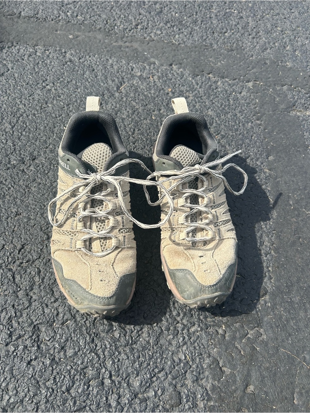Merrell Men's Beige and Grey Hiking Shoes